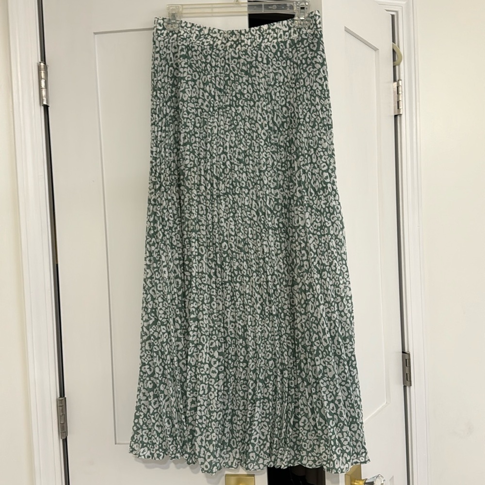 Sage green leopard maxi skirt